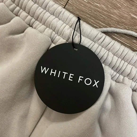 NWT White Fox Boutique Offstage Sweatpants Moon VOL.3 in size Small - Picture 5 of 11